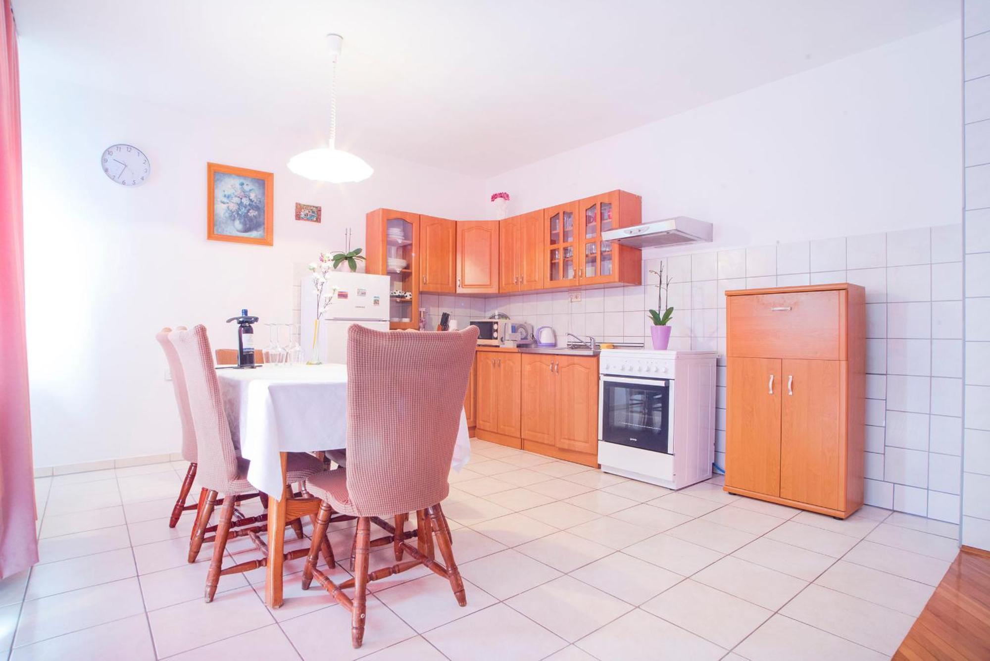 Apartment Katarina Слуни Экстерьер фото